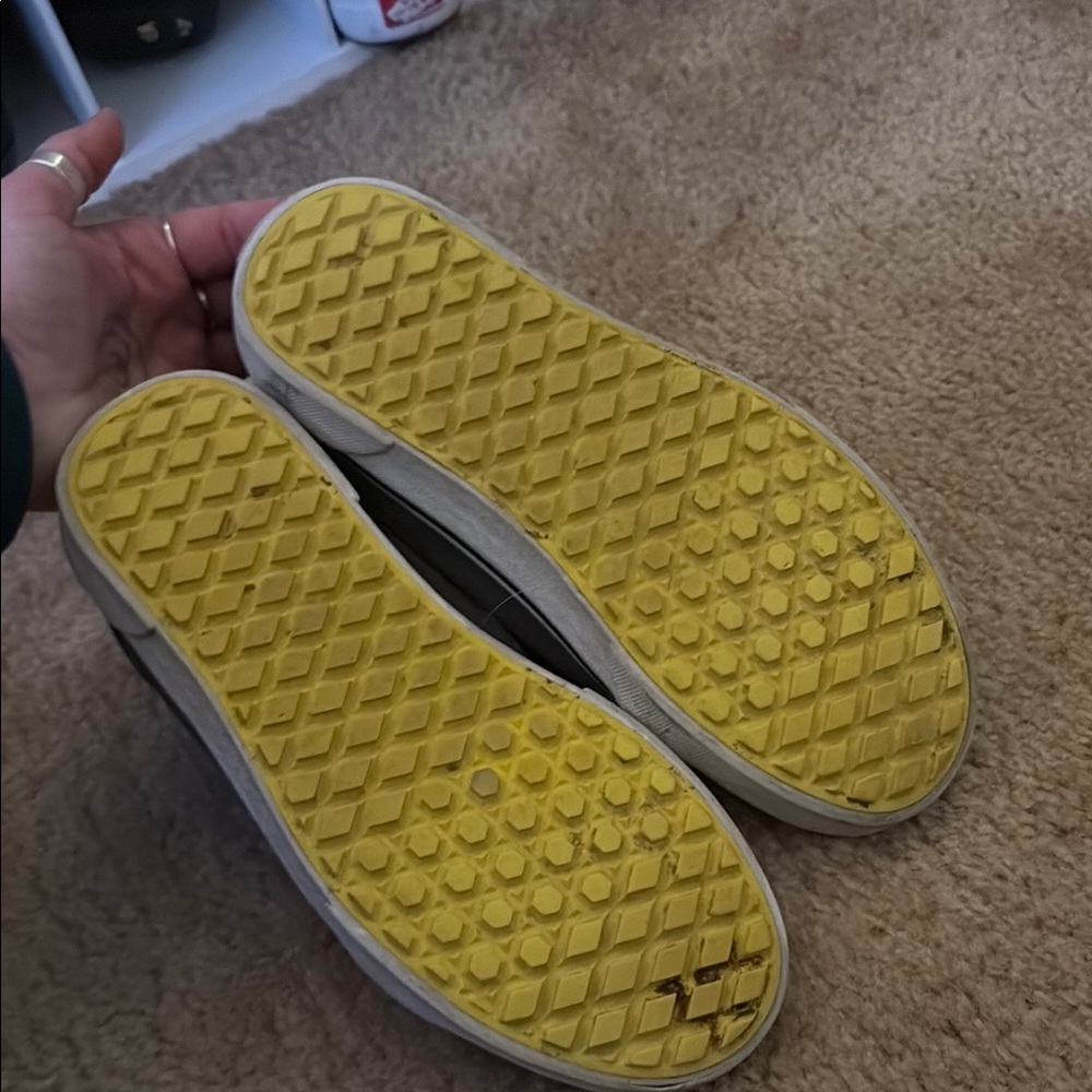 Vans MTE Grey and Yellow Accents - Picture 3 of 4